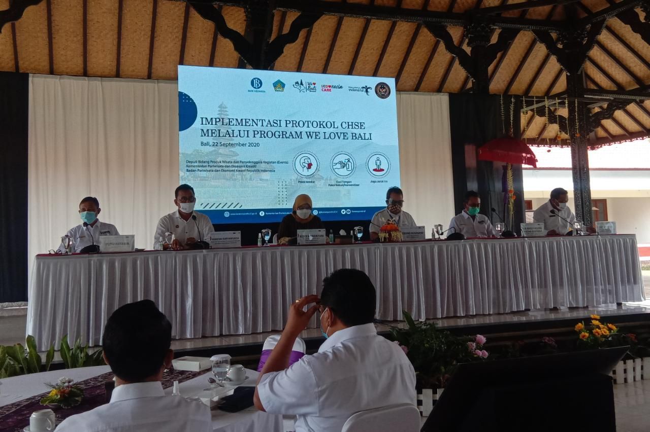 podiumnews.com-Pulihkan Pariwisata Bali, Kemenparekraf Gelontor Rp 20 Miliar 